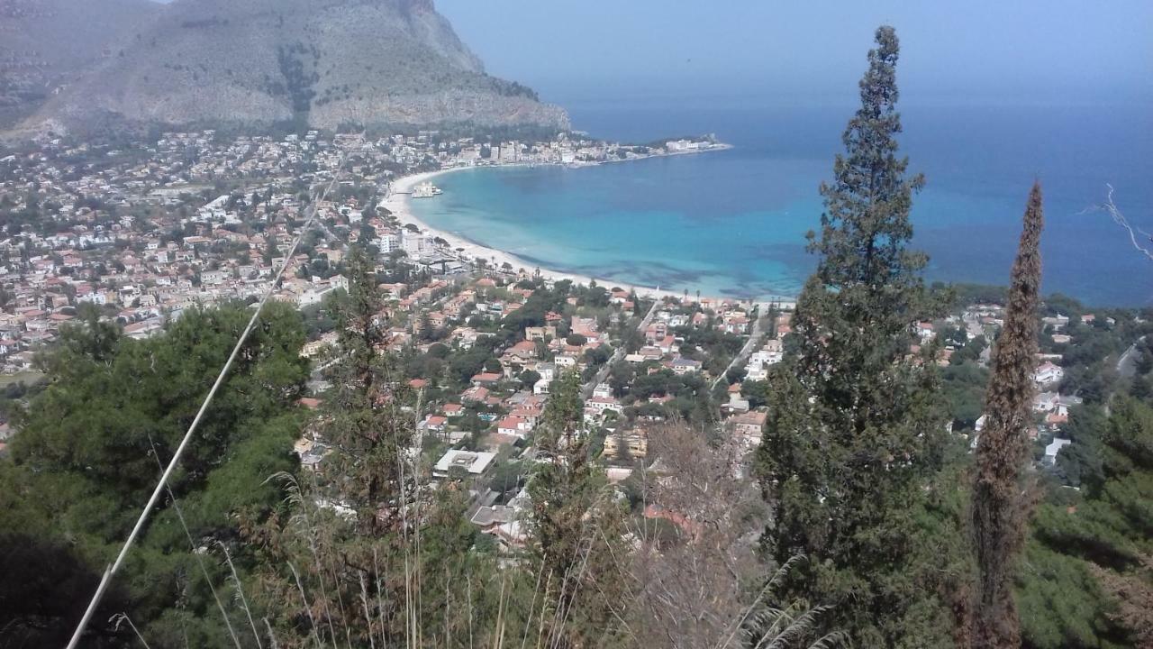 Principessa Jolanda Villa Mondello Exterior photo
